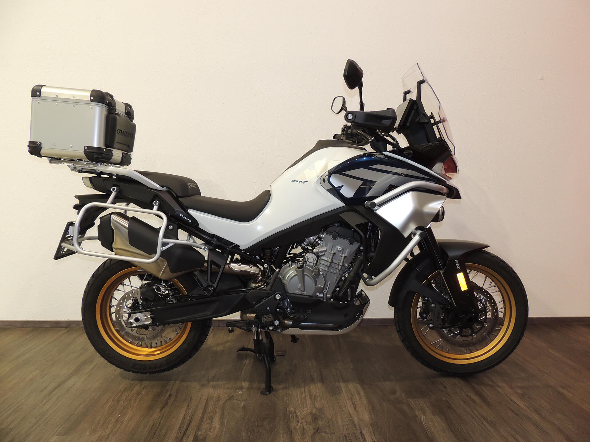 CFMOTO 800MT Explore weiss